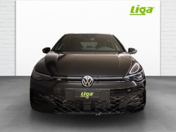 VW Golf VIII 1.5 eTSI R-Line DSG