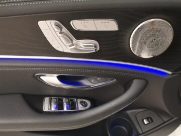 Mercedes-Benz E 300 d AMG Line 4Matic T