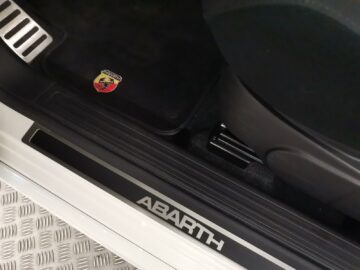 Fiat 595 C Abarth 1.4 T-Jet 145