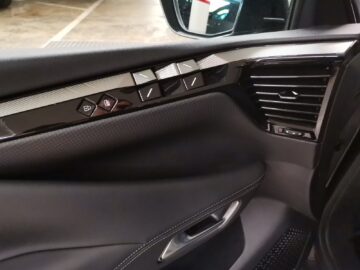 DS Automobiles DS4 1.6 E-Tense Trocadero