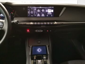 DS Automobiles DS4 1.6 E-Tense Trocadero
