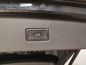 VW Tiguan Allspace 2.0 TDI SCR R-Line DSG