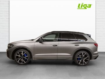 VW Touareg 3.0 V6 TSI PHEV R