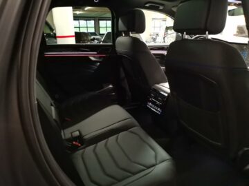 VW Touareg 3.0 V6 TSI PHEV R