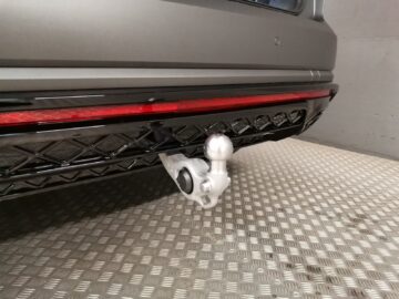 VW Touareg 3.0 V6 TSI PHEV R