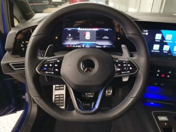 VW Golf VIII 2.0 TSI R DSG 4motion