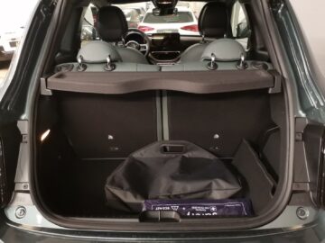 Fiat 500 E Armani green