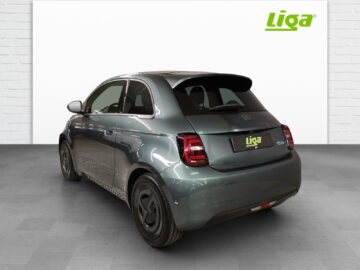 Fiat 500 E Armani green