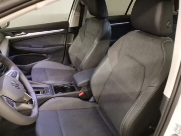 VW Golf VIII 1.5 eTSI United DSG