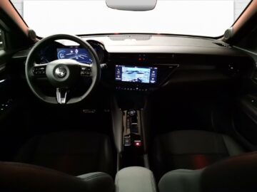 Alfa Romeo Junior 1.2 Ibrida Speciale