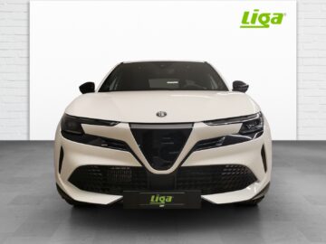 Alfa Romeo Junior 1.2 Ibrida Speciale
