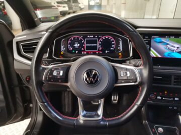 VW Polo 2.0 TSI GTI DSG
