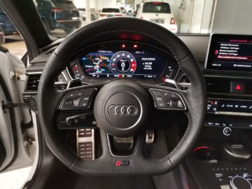 Audi RS4 Avant 2.9 V6 TFSI quattro T-Tronic