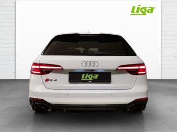 Audi RS4 Avant 2.9 V6 TFSI quattro T-Tronic
