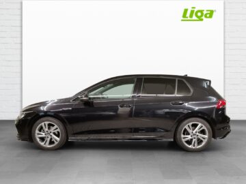 VW Golf VIII 1.5 TSI R-Line