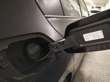 VW Golf VIII 1.5 TSI R-Line