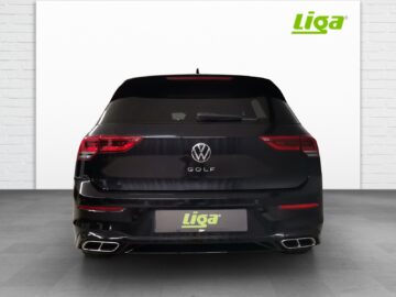 VW Golf VIII 1.5 TSI R-Line