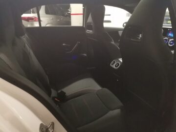 Mercedes-Benz A 200 AMG Line Night Star