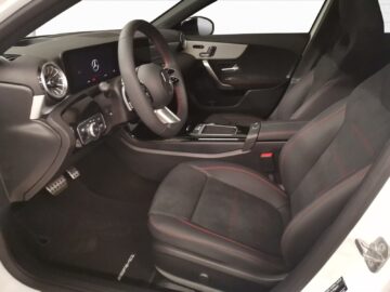Mercedes-Benz A 200 AMG Line Night Star