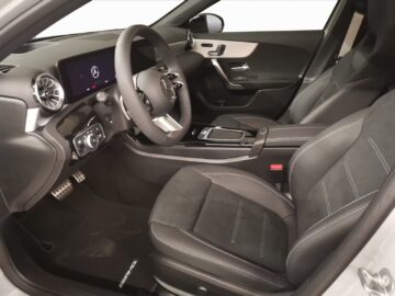 Mercedes-Benz A 220 d AMG Line