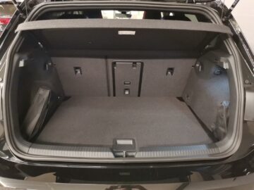 VW Golf VIII 2.0 TSI GTI DSG