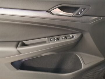 VW Golf VIII 2.0 TSI GTI DSG
