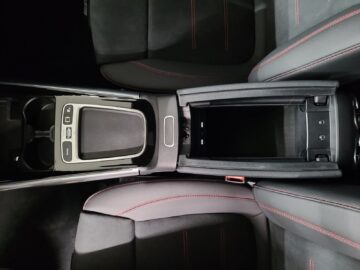 Mercedes-Benz GLA 200 AMG Line Night Star