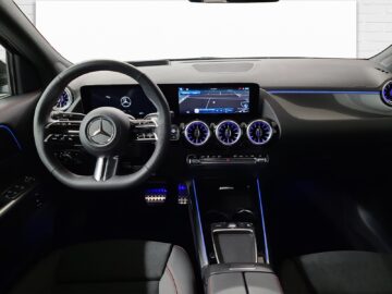 Mercedes-Benz GLA 200 AMG Line Night Star