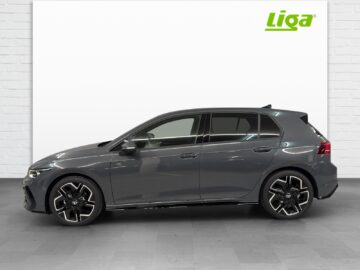 VW Golf VIII 1.5 eTSI R-Line DSG