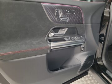 Mercedes-Benz EQA 300 AMG Line Excellence Edition