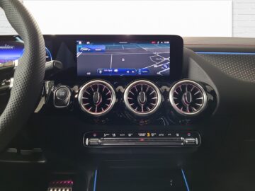 Mercedes-Benz EQA 300 AMG Line Excellence Edition