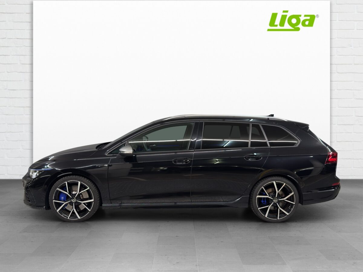 VW Golf VIII Variant 2.0 TSI R DSG 4motion