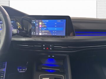 VW Golf VIII Variant 2.0 TSI R DSG 4motion