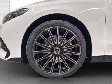 Mercedes-Benz CLA 350 Progressive 4matic