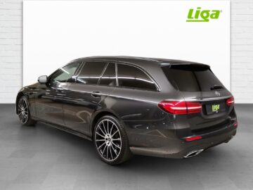 Mercedes-Benz E 220 d AMG Line 4 Matic