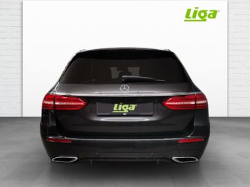 Mercedes-Benz E 220 d AMG Line 4 Matic