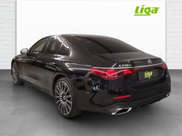 Mercedes-Benz E 220 d AMG Line 4Matic