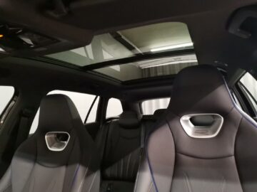 VW Passat Variant 2.0 TDI R-Line DSG 4motion