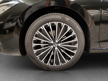 VW Passat Variant 2.0 TDI Elegance DSG