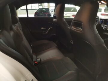 Mercedes-Benz A 250 e AMG Line