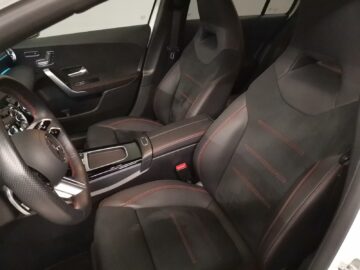 Mercedes-Benz A 250 e AMG Line