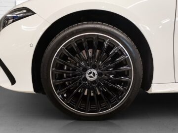 Mercedes-Benz A 250 e AMG Line