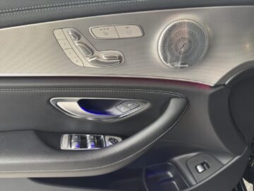 Mercedes-Benz E 200 AMG Line 4 Matic