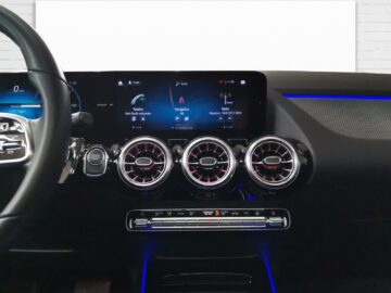 Mercedes-Benz EQA 300 SwissStar Progressive 4 Matic