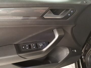 VW T-Roc 2.0 TSI Sport DSG 4motion