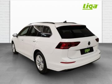 VW Golf VIII Variant 1.5 eTSI Life DSG