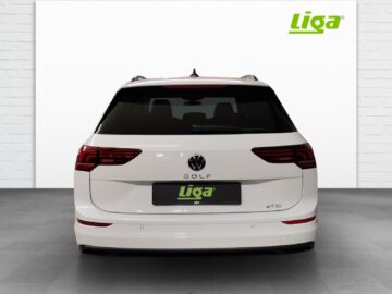 VW Golf VIII Variant 1.5 eTSI Life DSG