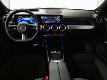 Mercedes-Benz EQB 300 AMG Line 4Matic Excellence Edition