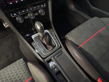 VW Golf VII 2.0 TSI 230 GTI DSG