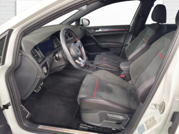 VW Golf VII 2.0 TSI 230 GTI DSG